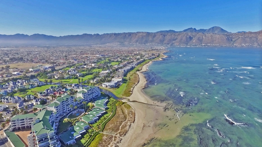 2 Bedroom Property for Sale in Greenways Golf Estate Western Cape